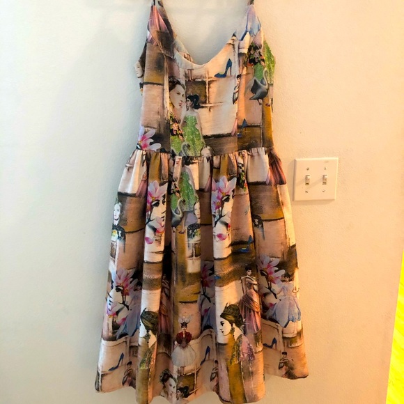 Tatyana Leading Lady Dress - Picture 3 of 8